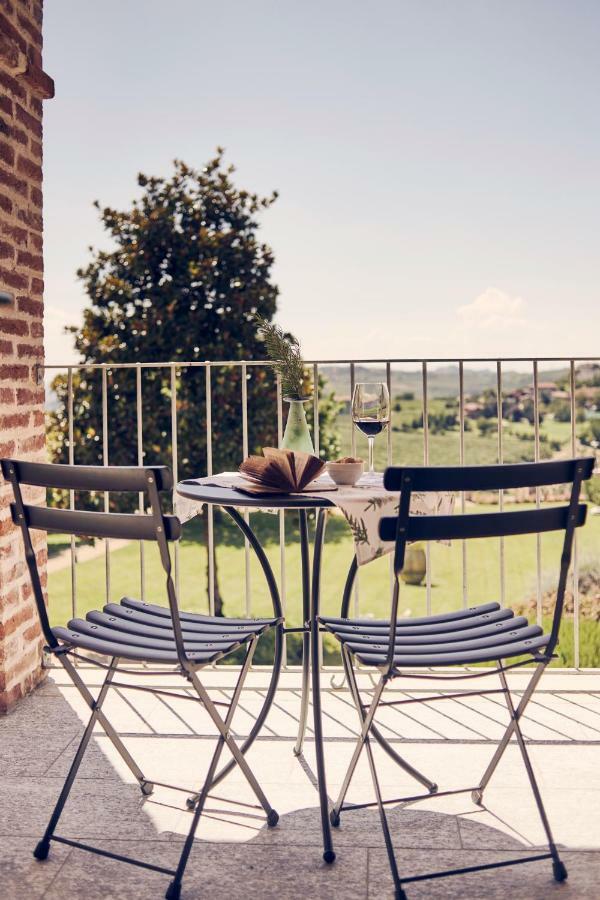 Antica Locanda San Pietro Govone Exterior foto